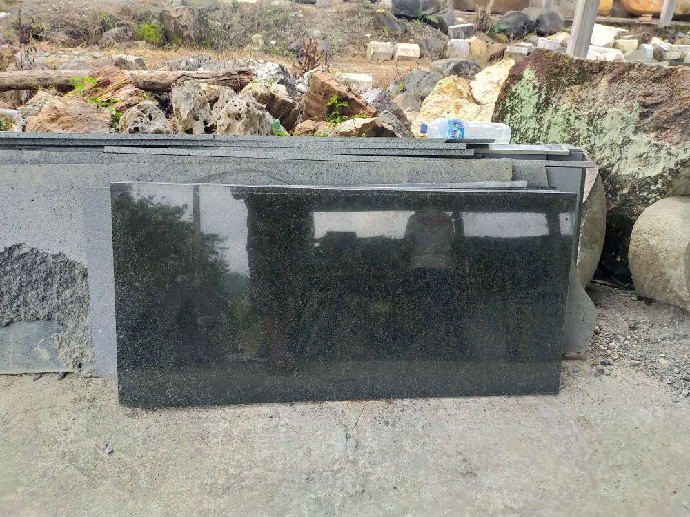 Jual Batu Alam Andesitdi Megamendung Kabupaten Bogor Hubungi Whatsapp +6281259853675