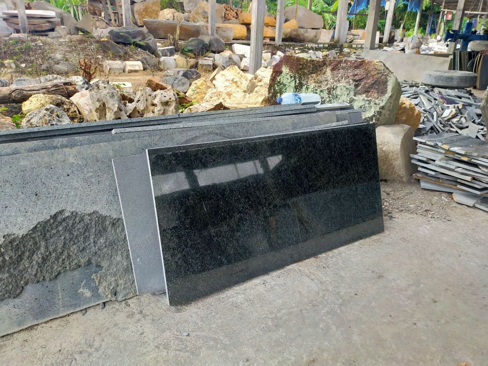 Jual Batu Alam Andesitdi Sumbawa Barat Hubungi Whatsapp +6281259853675