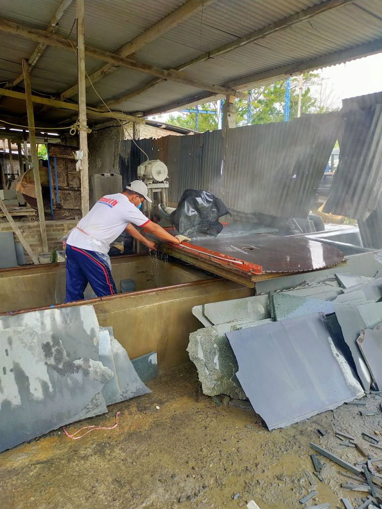 Jual Batu Alam Andesitdi Ciasihan Kabupaten Bogor Hubungi Whatsapp +6281259853675