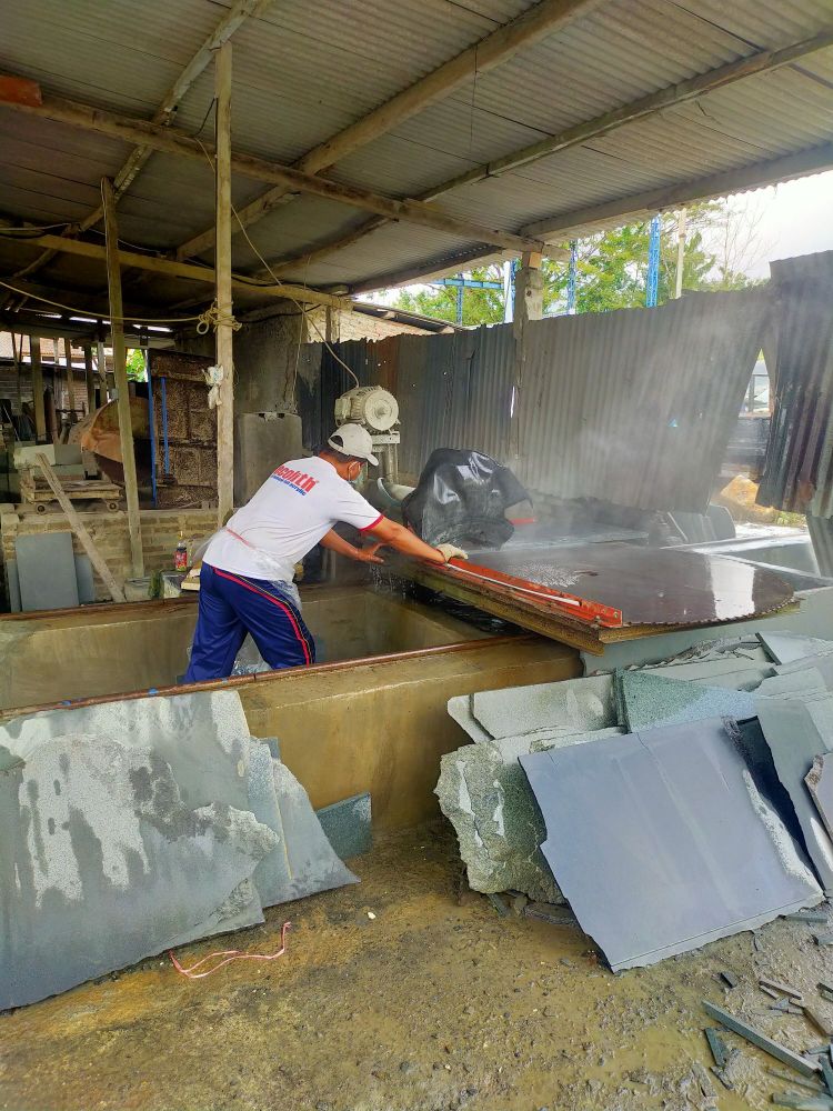 Jual Batu Alam Andesitdi Cibeber 1 Kabupaten Bogor Hubungi Whatsapp +6281259853675